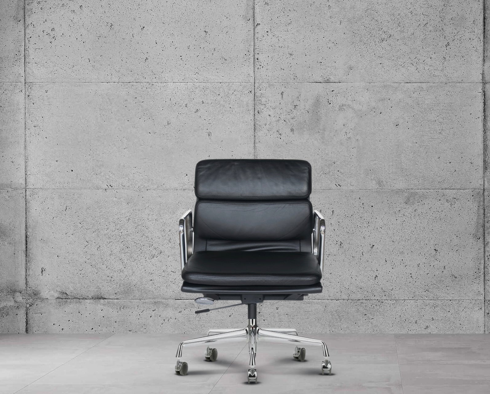 Vitra Eames EA217 Softpad Lowback Office Chair